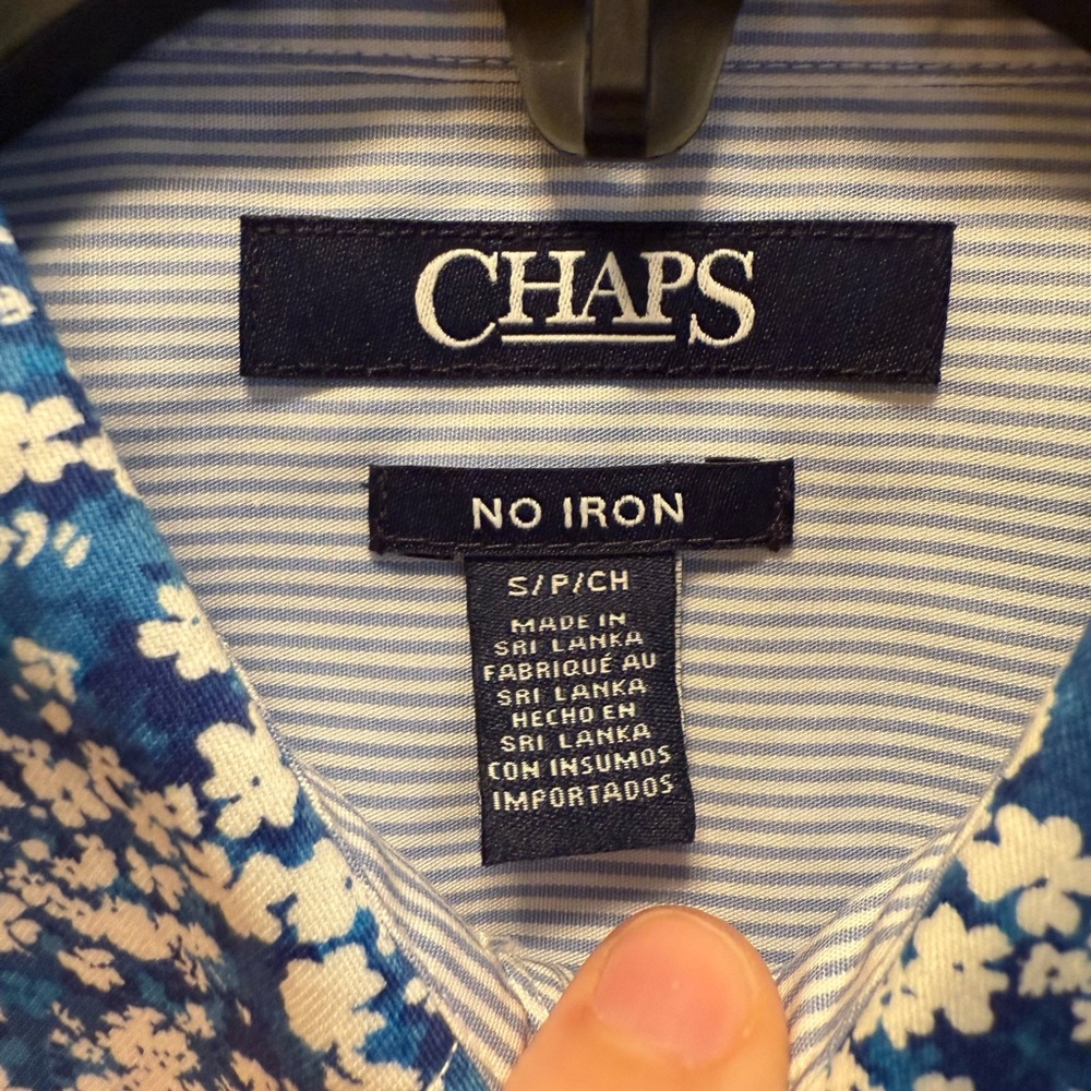 Chaps Women's Button Up Floral Shirt-New - Picture 2 of 7